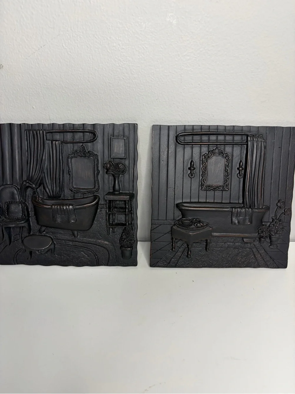 Set of 2 Vintage-Style Black Bathroom Wall Plaques